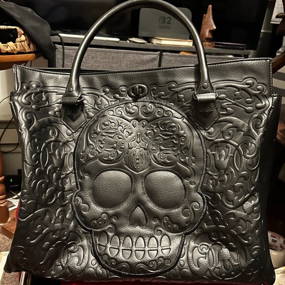 Loungefly Black Sugar Skull Embossed Pleather Handled Purse Oversized Tote Bag - Picture 1 of 6